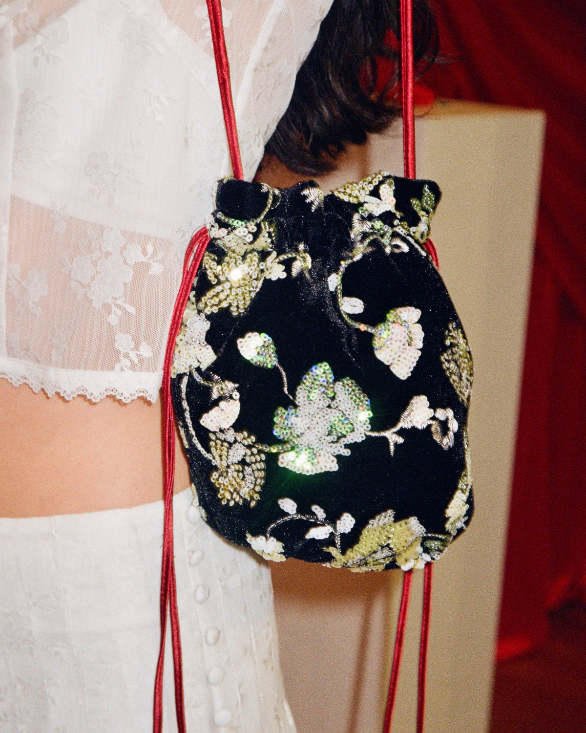 Lotus Pouch